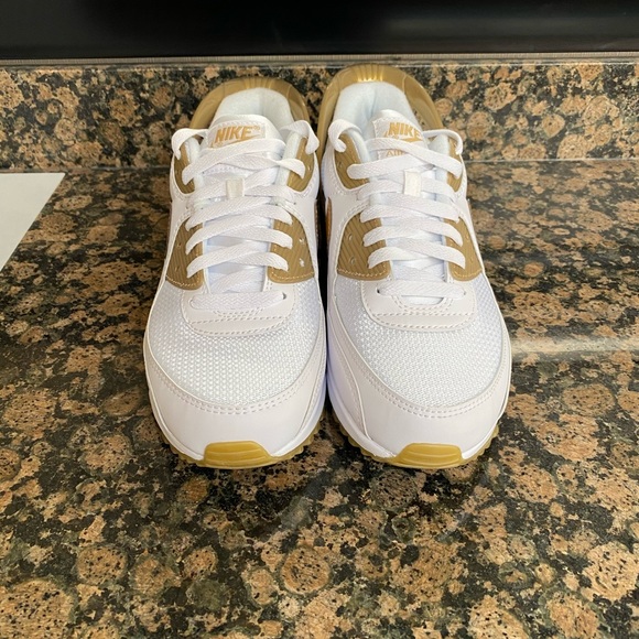 Nike Air Max 90 FlyEase White Gold 10 - Picture 2 of 8